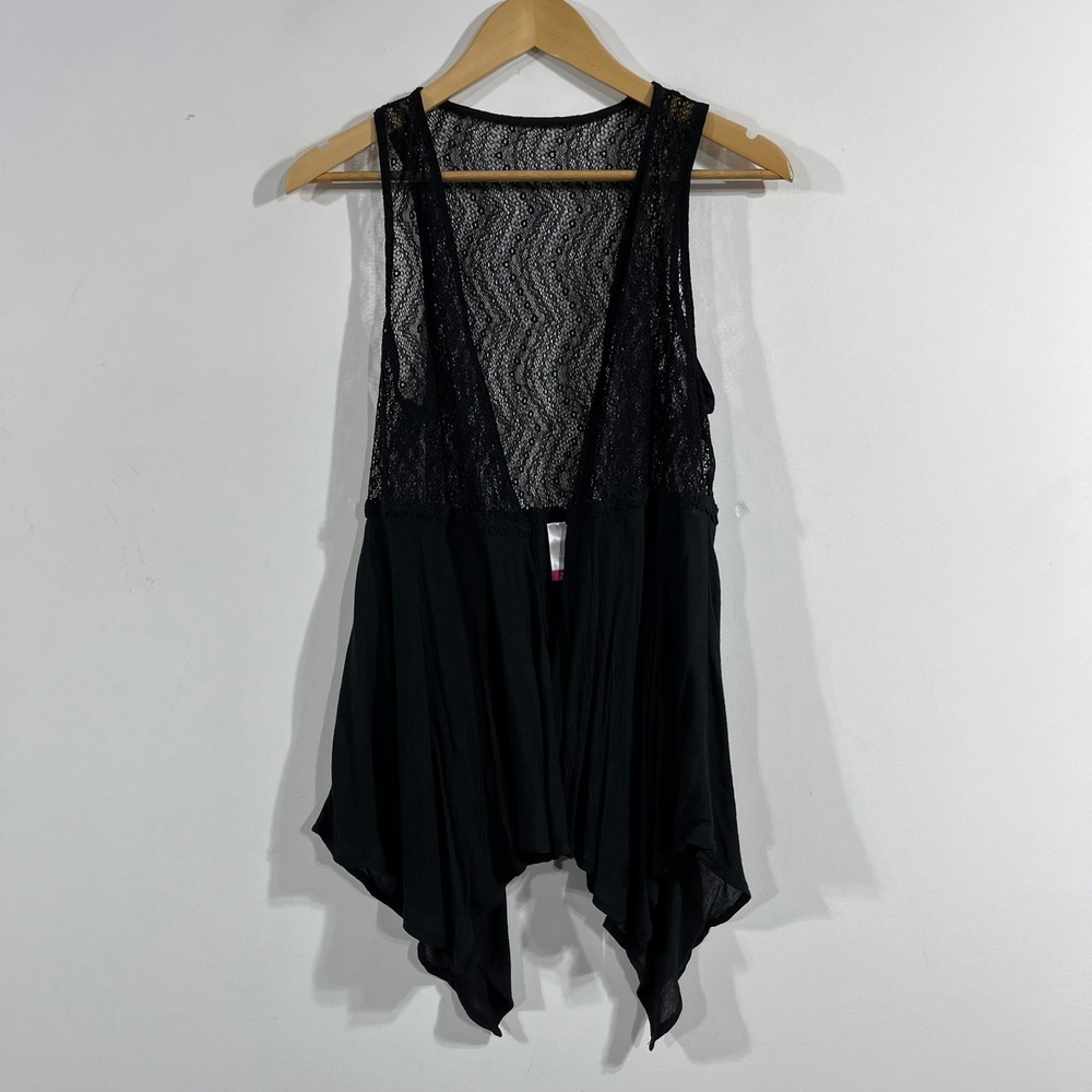 Womens Y2K Whimsigoth Boho Black Lace Open Front Vest Handkerchief Hem Medium